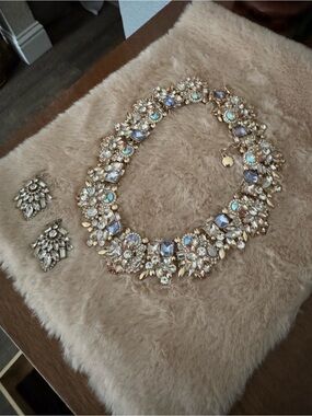 Gold Crystal Floral Collar Necklace with Iridescent Blue Accents